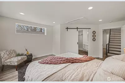 7776 Highland Park Way SW #B, Seattle, WA 98106 - Photo 11