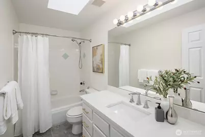 1734 Ilwaco Avenue NE, Renton, WA 98059 - Photo 29