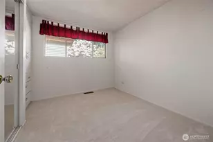 632 164th Pl NE, Bellevue, WA 98008 - Photo 11