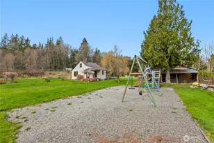 321 Royer St, Acme, WA 98220 - Photo 27