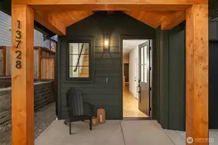 13728 NE 101st St, Kirkland, WA 98033 - Photo 19