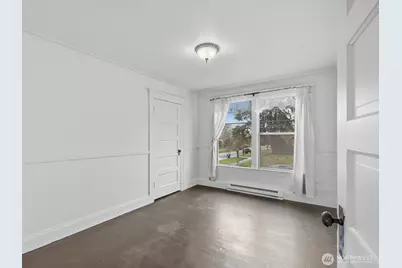 1901 Hoyt Avenue, Everett, WA 98201 - Photo 19