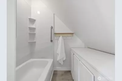 1901 Hoyt Avenue, Everett, WA 98201 - Photo 15