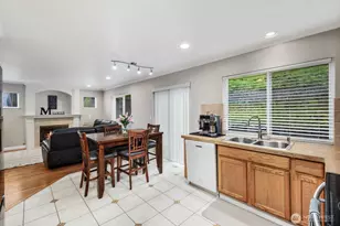 2824 V Ct SE, Auburn, WA 98002 - Photo 9