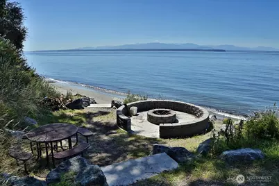 401 Gramayre Road, Coupeville, WA 98239 - Photo 13