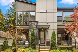 7829 NE 121st Ln, Kirkland, WA 98034 - Photo 1