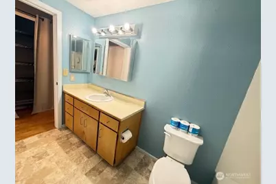 20156 Vikings Crest Loop NW #7-104, Poulsbo, WA 98370 - Photo 17