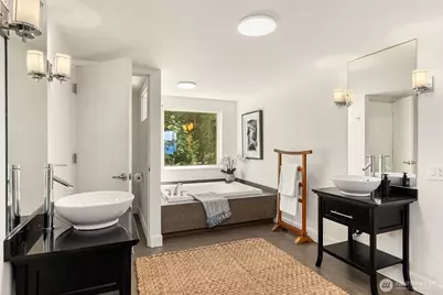 12145 Arrow Point Loop NE, Bainbridge Island, WA 98110 - Photo 21