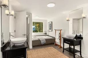 12145 Arrow Point Loop NE, Bainbridge Island, WA 98110 - Photo 21