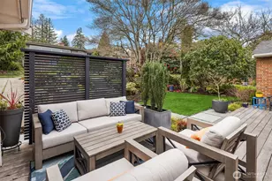 5218 Ivanhoe Pl NE, Seattle, WA 98105 - Photo 3