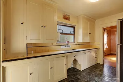 2756 44th Avenue SW, Seattle, WA 98116 - Photo 5