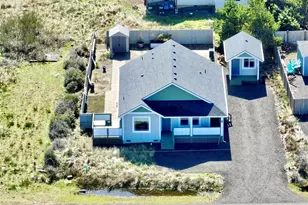 419 N Portal Loop SW, Ocean Shores, WA 98569 - Photo 3