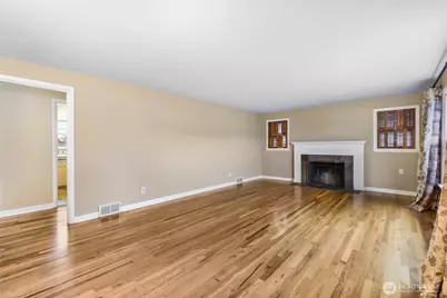 5101 Delaware Avenue, Everett, WA 98203 - Photo 3