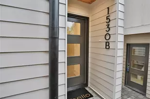 1530 25th Ave, Seattle, WA 98122 - Photo 1