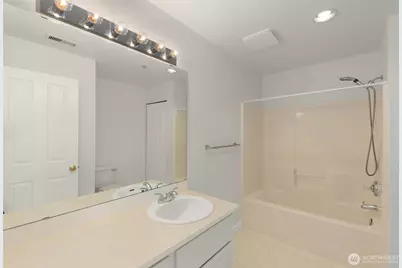 5239 164th Avenue SE #14-3, Bellevue, WA 98006 - Photo 19