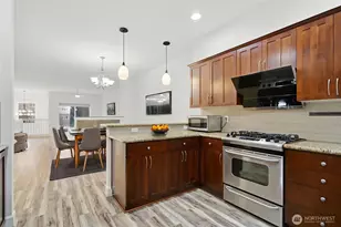 2115 201st Pl SE, Bothell, WA 98012 - Photo 7