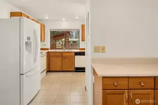 2426 198th Pl SW, Lynnwood, WA 98036 - Photo 17