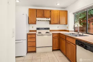 2426 198th Pl SW, Lynnwood, WA 98036 - Photo 15