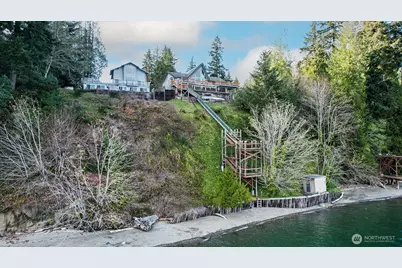 6819 Cliff Avenue SW, Longbranch, WA 98351 - Photo 3