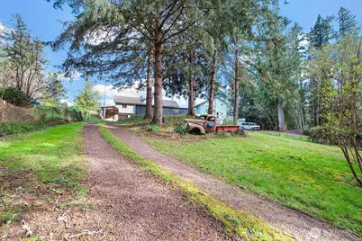 6819 Cliff Avenue SW, Longbranch, WA 98351 - Photo 5