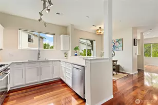 14915 38th Dr SE, Bothell, WA 98012 - Photo 9
