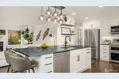 555 Kirkland Way #205, Kirkland, WA 98033 - Photo 17