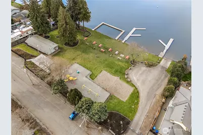 4911 N Vista Drive E #1, Bonney Lake, WA 98391 - Photo 27