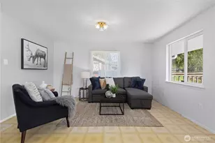 39201 Orville Rd E, Eatonville, WA 98328 - Photo 13