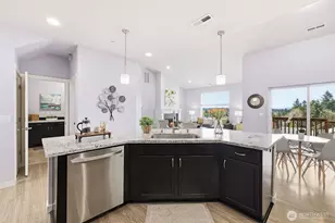 784 Freedom Ct SE, Port Orchard, WA 98366 - Photo 11