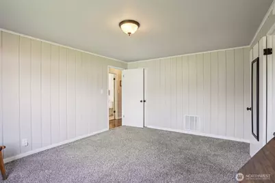 919 S 74th Street, Tacoma, WA 98408 - Photo 13