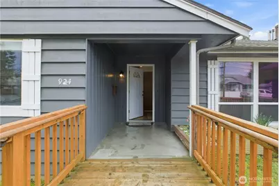 924 7th Avenue NW, Puyallup, WA 98371 - Photo 5