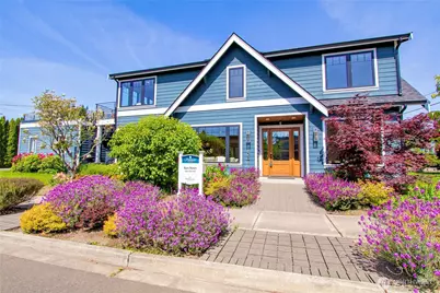 1231 4th Street W, Kirkland, WA 98033 - Photo 1