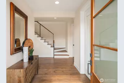 1231 4th Street W, Kirkland, WA 98033 - Photo 5
