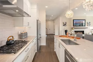 1231 4th St W, Kirkland, WA 98033 - Photo 13