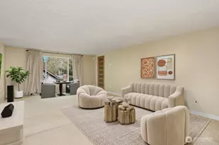 14203 NE 63rd Ct, Redmond, WA 98052 - Photo 17