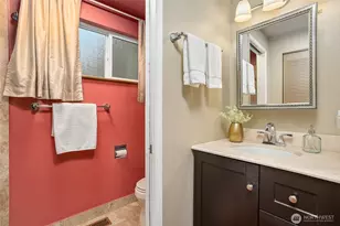 14203 NE 63rd Ct, Redmond, WA 98052 - Photo 17