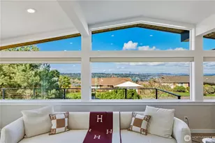 4502 134th Pl SE, Bellevue, WA 98006 - Photo 3