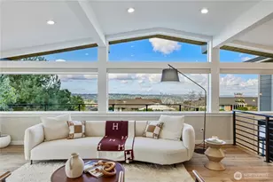 4502 134th Pl SE, Bellevue, WA 98006 - Photo 5