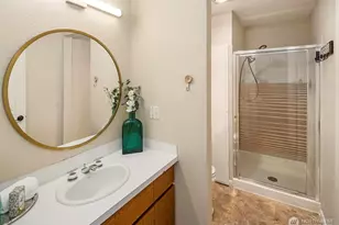 705 143rd Ave NE, Bellevue, WA 98007 - Photo 13