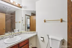 17440 NE 38th St, Redmond, WA 98052 - Photo 9