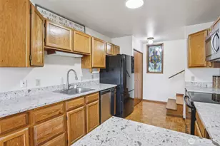 17440 NE 38th St, Redmond, WA 98052 - Photo 5