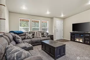 371 Sunset Dr, Oak Harbor, WA 98277 - Photo 7