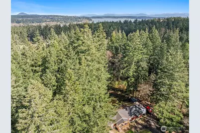 371 Sunset Drive, Oak Harbor, WA 98277 - Photo 3