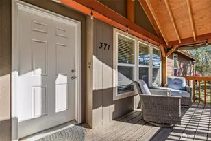 371 Sunset Dr, Oak Harbor, WA 98277 - Photo 5