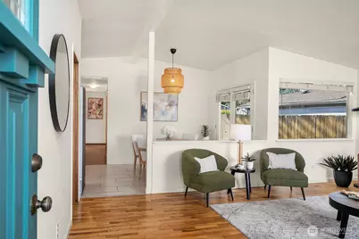 7147 30th Avenue SW, Seattle, WA 98126 - Photo 3