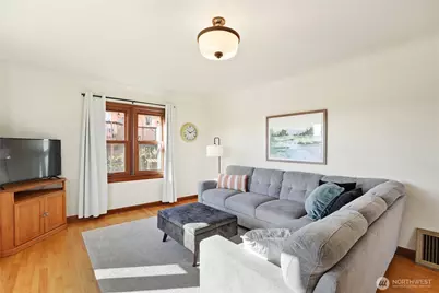 1121 Chester Avenue, Bremerton, WA 98337 - Photo 5