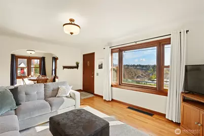 1121 Chester Avenue, Bremerton, WA 98337 - Photo 7