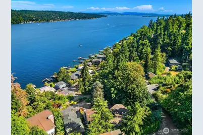 13731 42nd Place NE, Seattle, WA 98125 - Photo 31