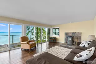 8032 SW Hawthorne Ln, Vashon, WA 98070 - Photo 11