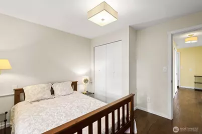 8032 SW Hawthorne Lane, Vashon, WA 98070 - Photo 17